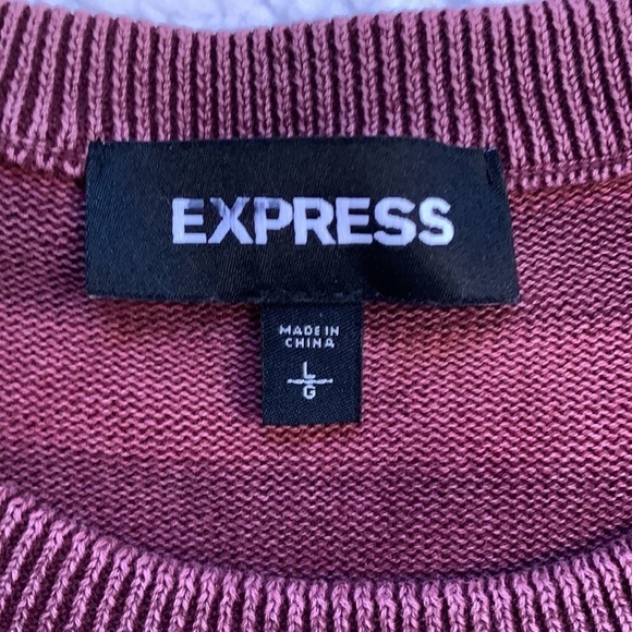 BUNDLE of 2 Express blue and red vintage dyed striped light crew neck sweaters - Picture 9 of 10